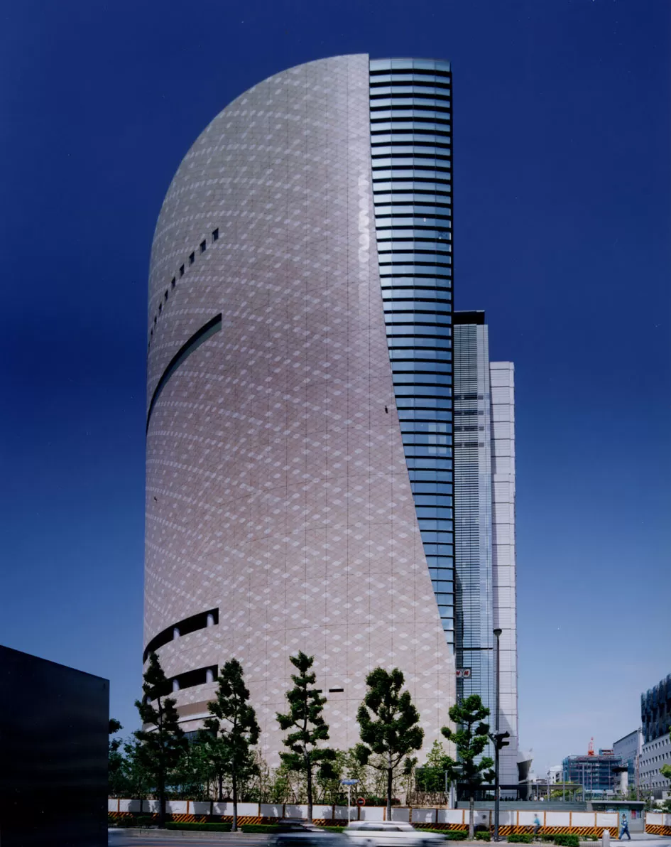 Photo of Osaka, Osaka Prefecture, Japan by Anne-Di Berdin
