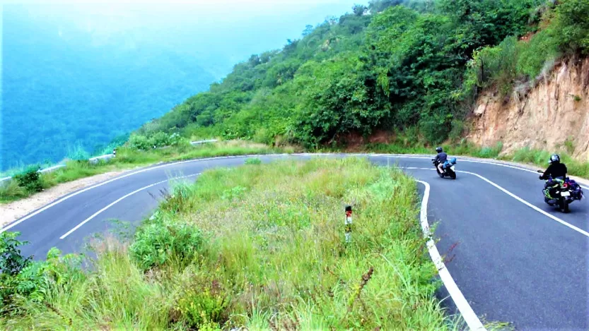 Photo of Munnar, Kerala, India by trippingwheels