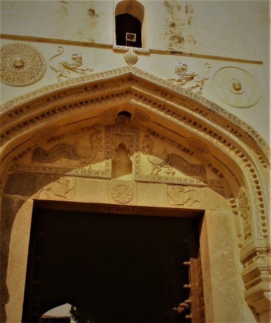 Photo of Golconda Fort, Hyderabad, Telangana, India by Jayati Sen