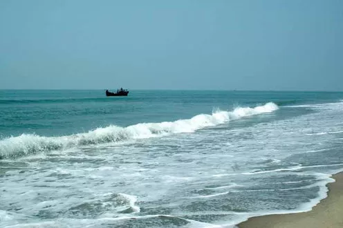 Photo of Cox's Bazar beach, Laboni Beach Road, Cox's Bazar, Bangladesh by Robert Hellson