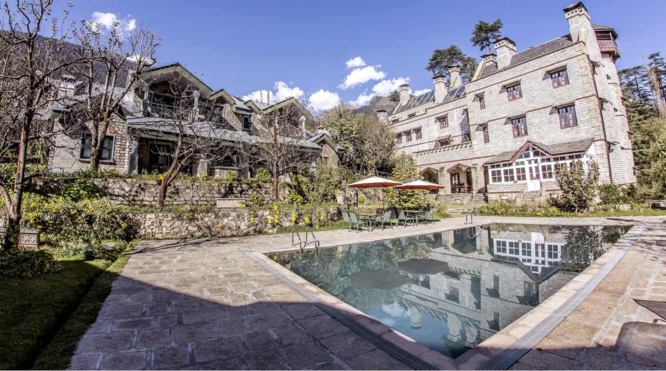 Photo of The Himalayan, Manali, Himachal Pradesh, India by Sreshti Verma