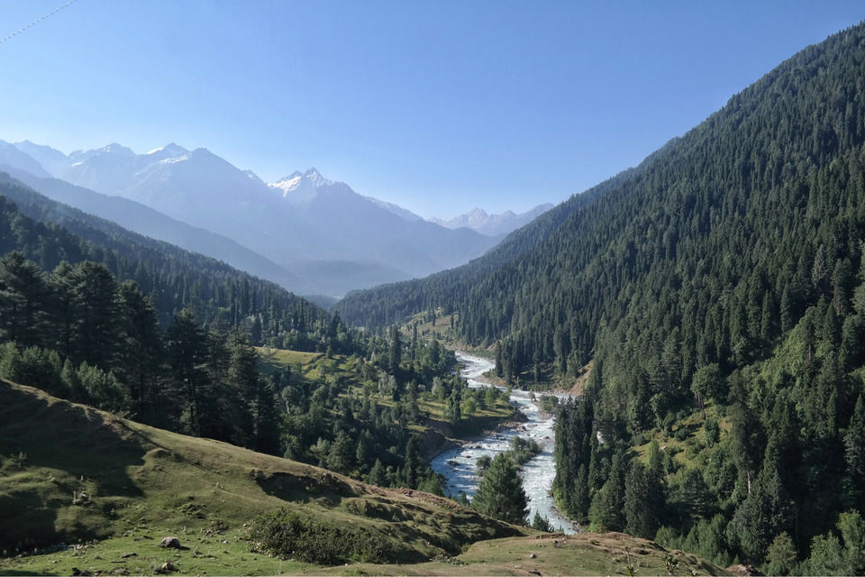 Photo of A Kashmiri Local's Guide To Exploring The Hidden Trails Of Aru And Lidderwat Valleys by Aamir Wani