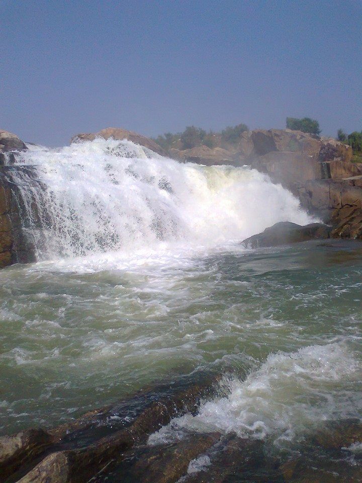 Photo of Chunchanakatte Water Fall, Haleyuru, Karnataka, India by anshul akhoury