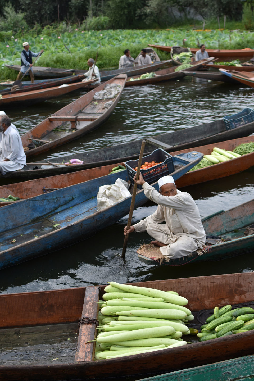 Photo of Floating Vegetable Market At The Dal by Aamir Wani