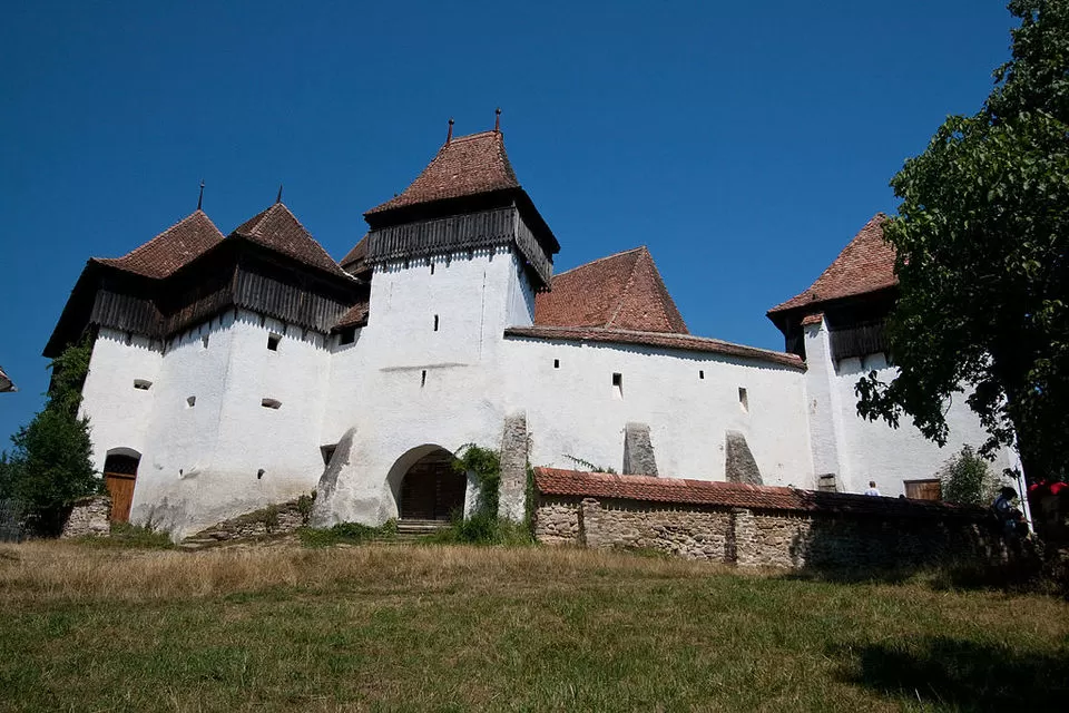 Photo of Viscri, Brașov County, Romania by Tripoto