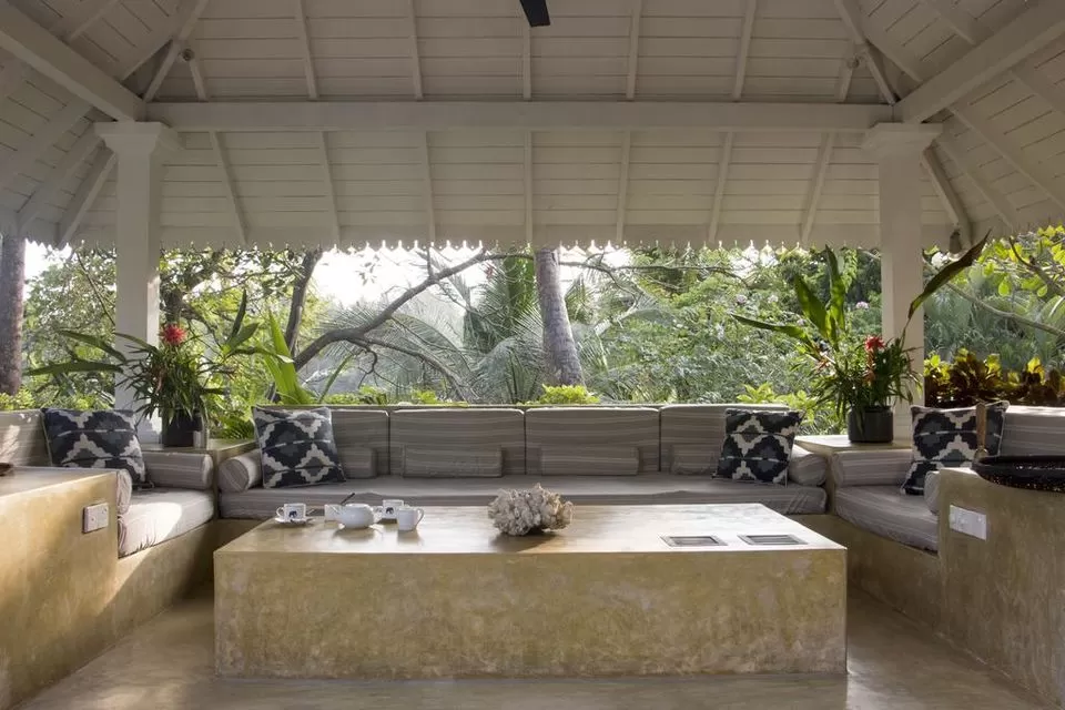 Photo of This Dazzling Dutch Home With Two Dogs And A Cat, Needs To Be Your Next Beach Hideaway by Sonalika Debnath
