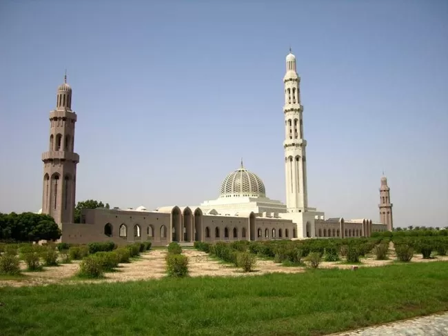 Photo of Sultan Qaboos Grand Mosque, Sultan Qaboos Street, Muscat, Oman by Aseem Rastogi