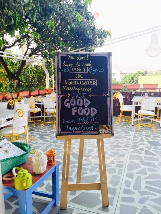 Photo of 8 Pretty Cafes In Dehradun That Are Instagram-Famous For Being So Gorgeous by Gunjan Upreti