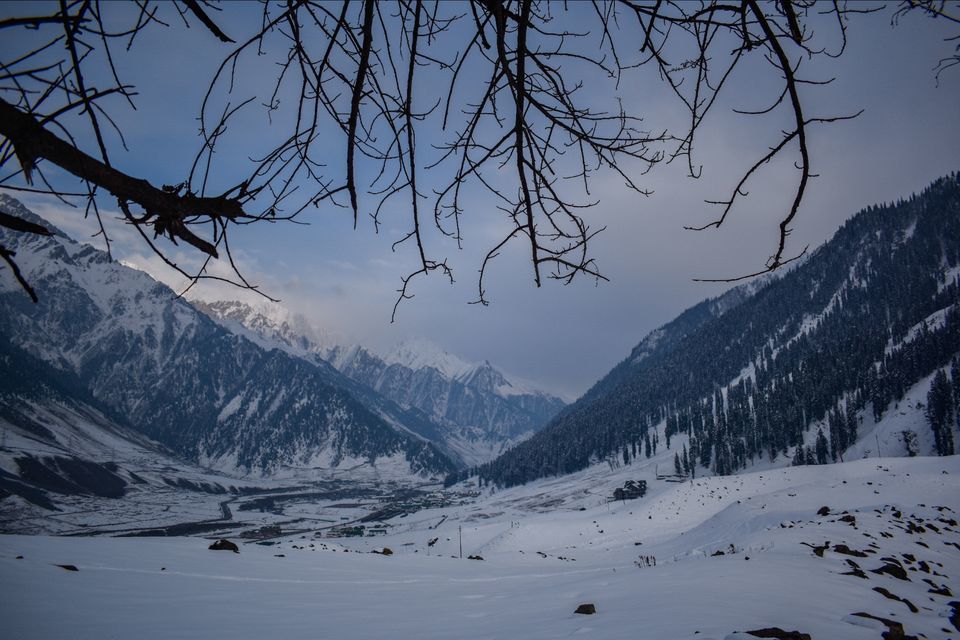 Photo of These pictures of Sonmarg in snow would make you pack your bags and head to Kashmir right away! by Aamir Wani