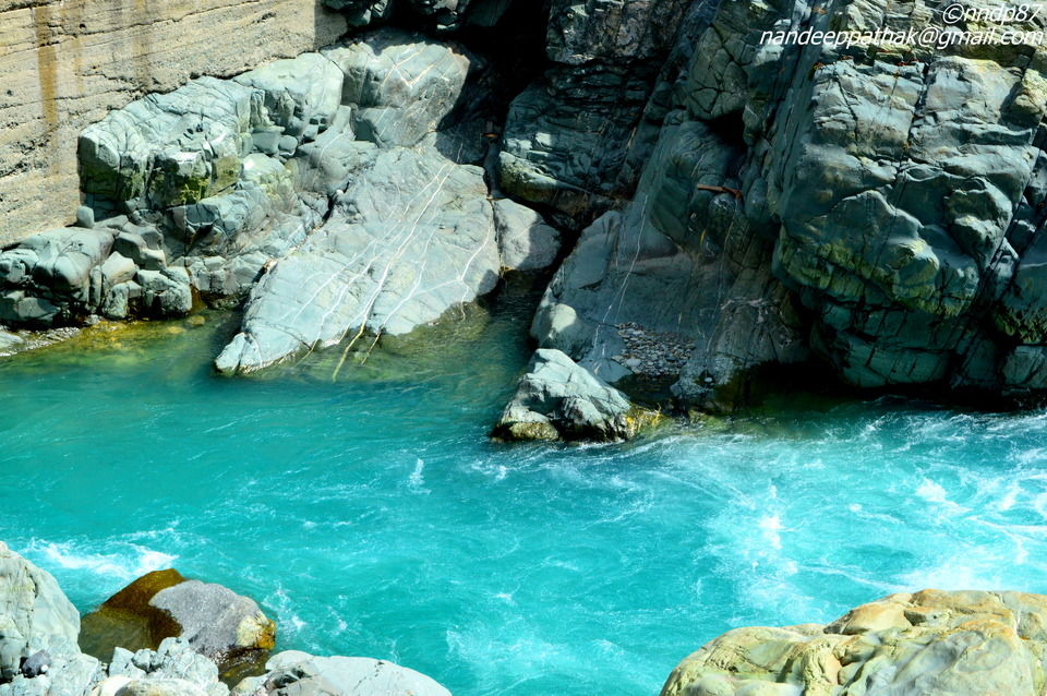 Photo of World's Most Dangerous Roads between Kishtwar (Jammu & Kashmir) and Killar (Himachal Pradesh) by Nandeep Pathak