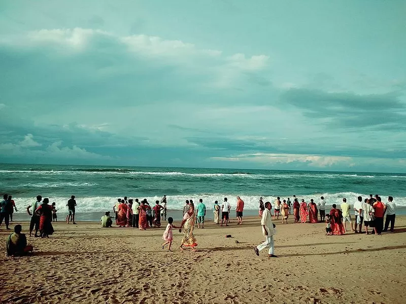 Photo of Hollant Beach, Bogmalo, Goa, India by Uditi 