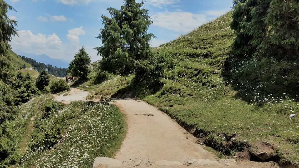 Photo of 12 Months, 12 Trips: The Story Of How I Travelled Through The Year Without Quitting My 9-to-5 Job by Sreshti Verma