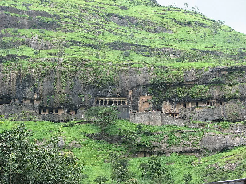 Photo of Lenyadri Hill, Maharashtra by Saurav
