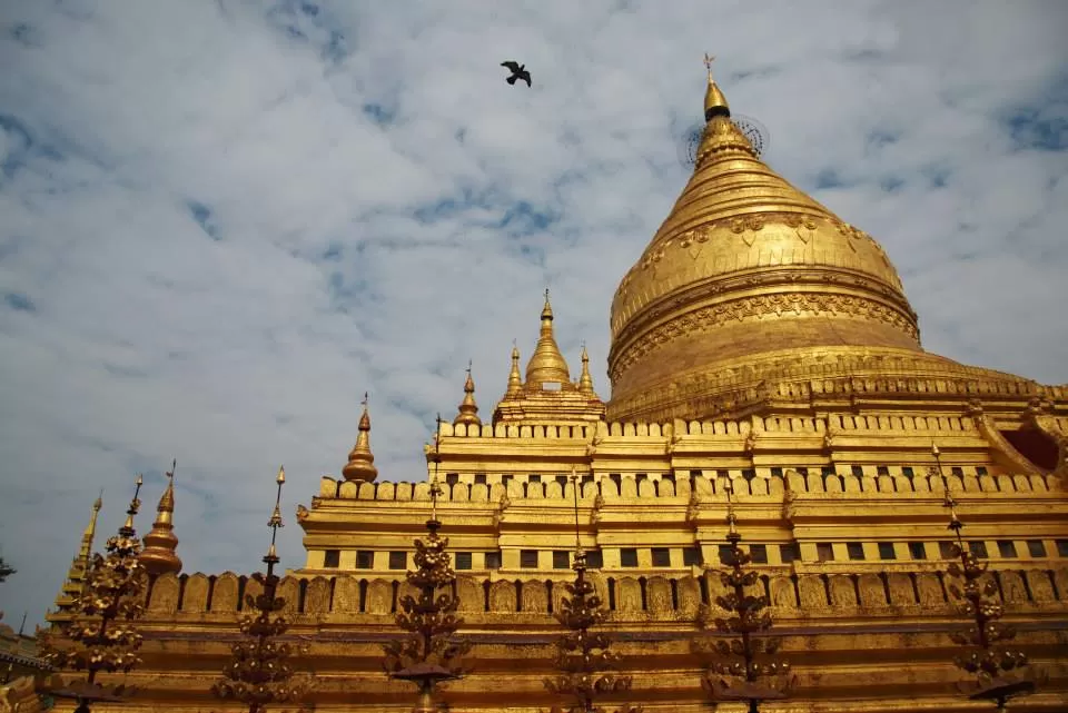 Photo of Shwezigon Pagoda, Pathein, Ayeyarwady, Republic of the Union of Myanmar by MagTY