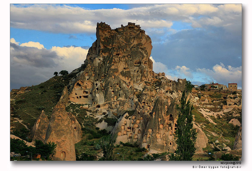 Photo of Üçhisar Castle, Uçhisar, Turkey by Zeki Iserio