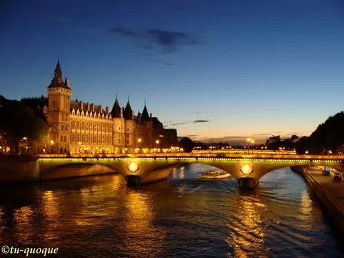 Photo of Paris, France by Wendy