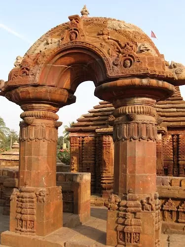 Photo of Raj Bhavan, Raj Bhavan Colony, Bhubaneshwar, Odisha, India by Mantosh Pandey