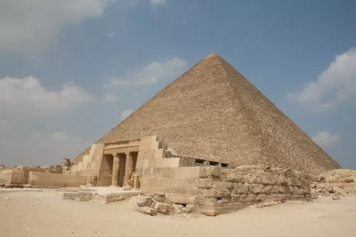 Photo of Pyramids, Giza, Al Omraneyah Al Gharbeyah, Al Omraneyah, Egypt by Mahmoud 