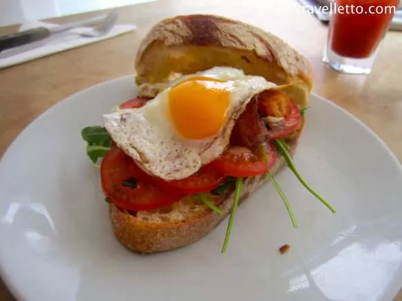 Photo of Lantana Cafe, Charlotte Place, London, United Kingdom by Dianne Bortoletto