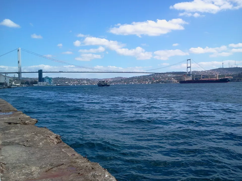 Photo of Bosphorus, Turkey by Guia Privado en Estambul