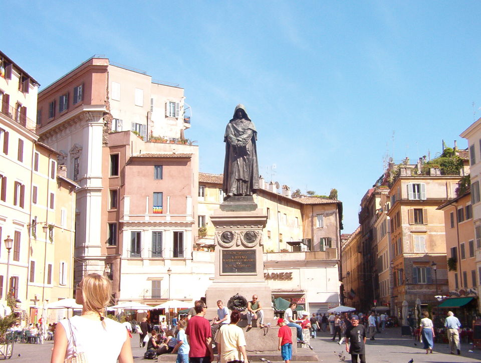 Photo of Campo De' Fiori, Via del Biscione, 6, Roma, 00186 Rome, Italy by Eva Polino