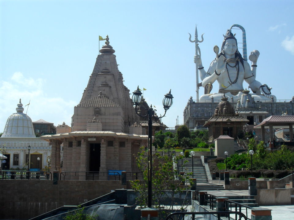 Photo of Char Dham, Rhenock, Sikkim, India by Baichung Bhutia
