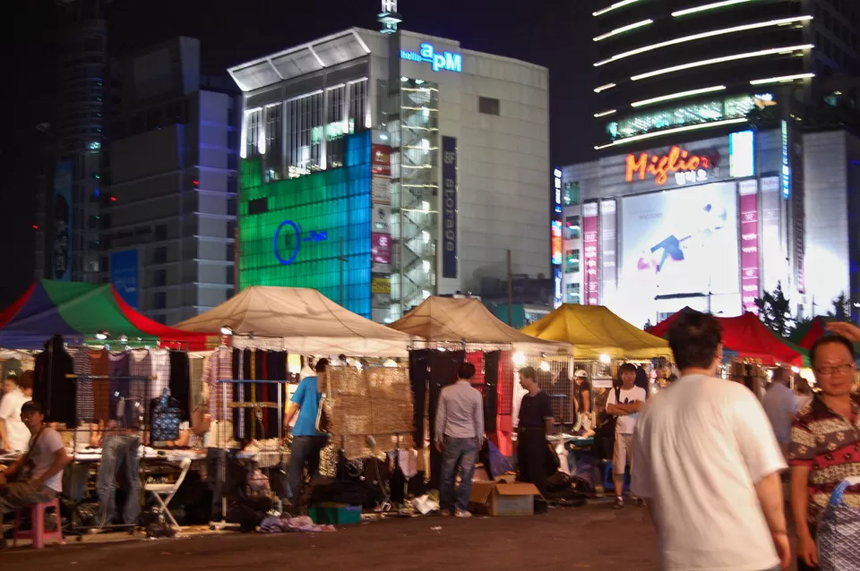 Photo of Dongdaemun, Seoul, South Korea by Liv