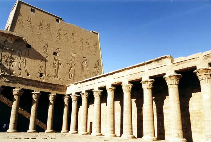 Photo of Temple of Edfu, أدفو, Markaz Edfo, أسوان, Egypt by Mosalam