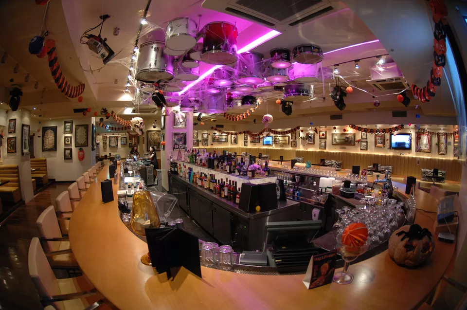 Photo of Itaewon-ro, Seoul, South Korea by Liv