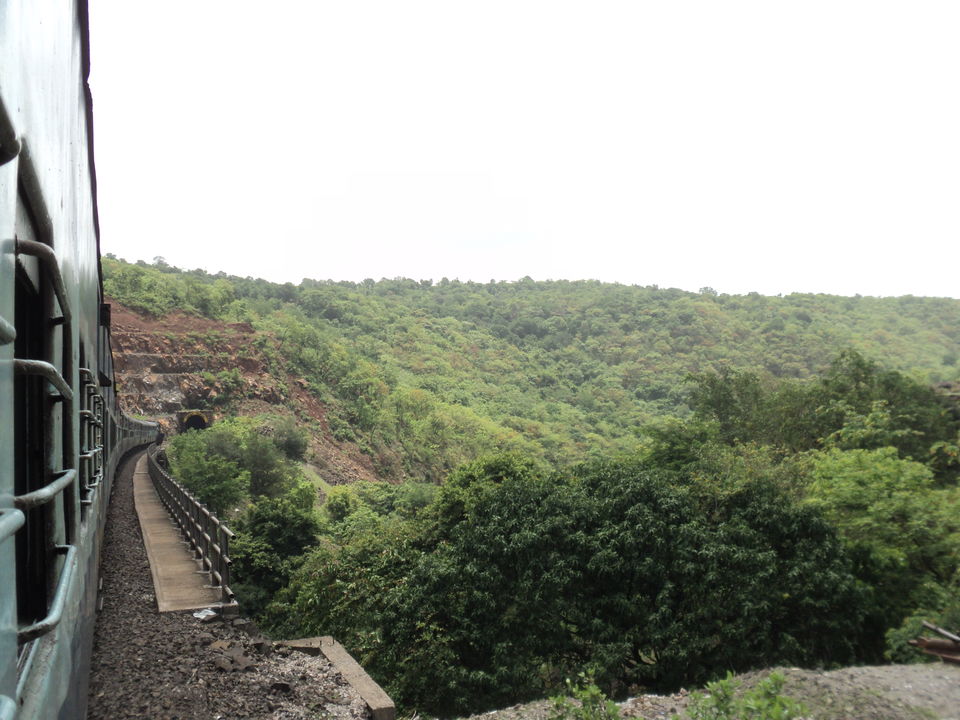 Photo of Mumbai, Maharashtra, India by Charu Mittal