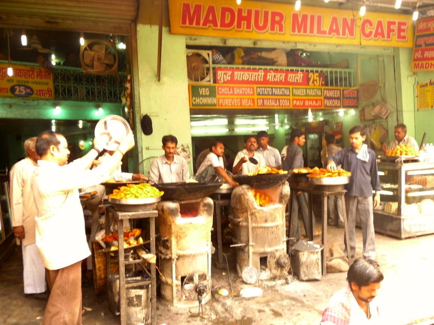 Photo of Madhur Milan, Dashaswmedh Road, Varanasi, Uttar Pradesh, India by Nikita Goswami