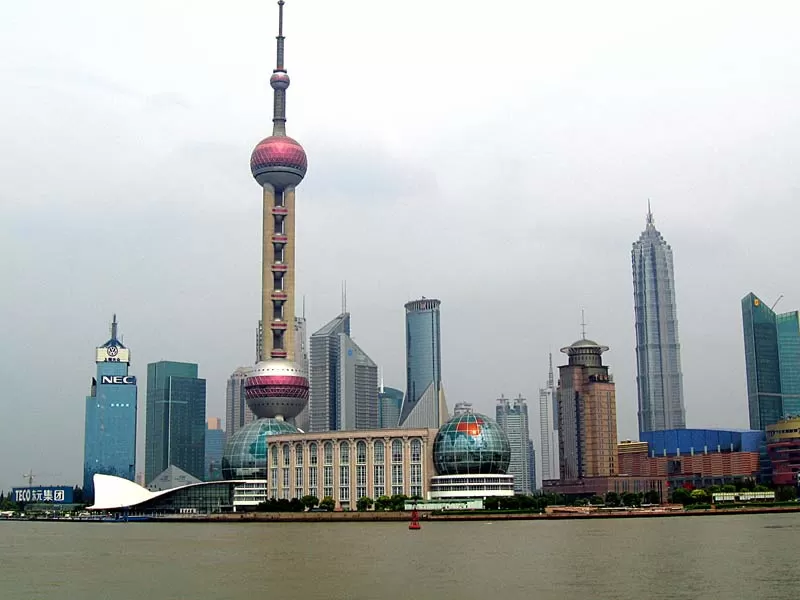 Photo of Oriental Pearl Tower by Sarah