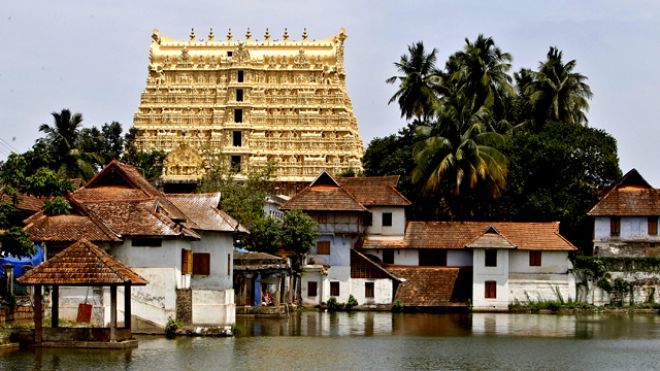 Photo of Sree Padmanabha Swamy Temple, Chalai, Thiruvananthapuram, Kerala, India by Naina Kataria