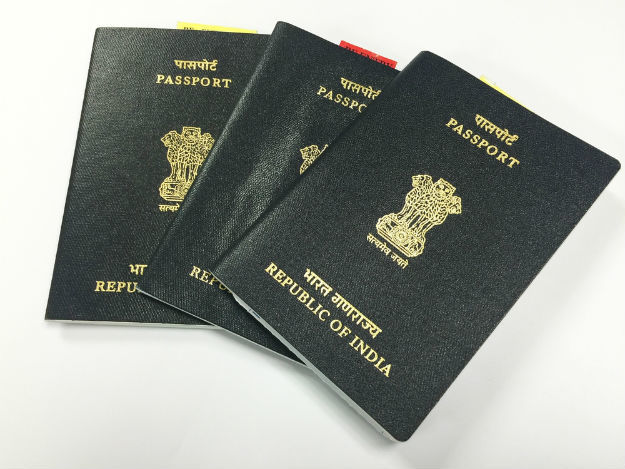 Photo of Ever Wondered About the Indian Passport Colour? We Tell You Why It Is Blue! 2/4 by Sreshti Verma