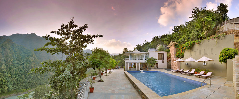 Photo of Head To This Resort In Rishikesh With Your Family For An Adventurous Summer Vacation 1/1 by Sreshti Verma