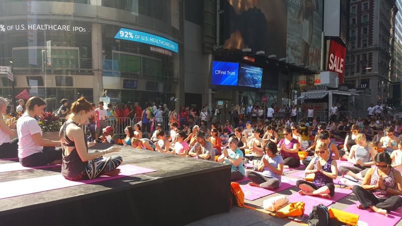 Photo of From Supermodels To The Indian Army, This Is How The World Celebrated International Yoga Day 3/14 by Trisha Singh