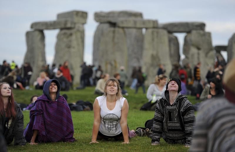 Photo of From Supermodels To The Indian Army, This Is How The World Celebrated International Yoga Day 12/14 by Trisha Singh