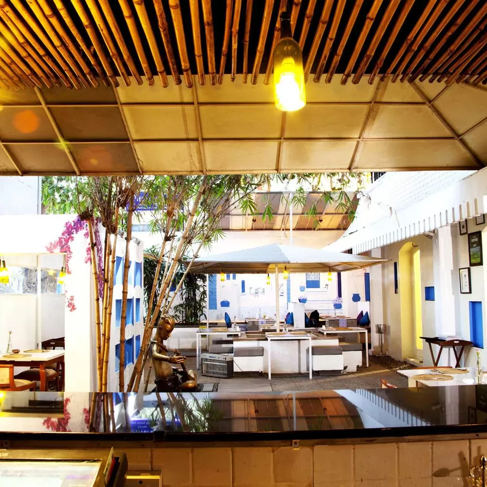 Photo of 100ft Boutique Bar Restaurant, Bengaluru, Karnataka, India by Trisha Singh