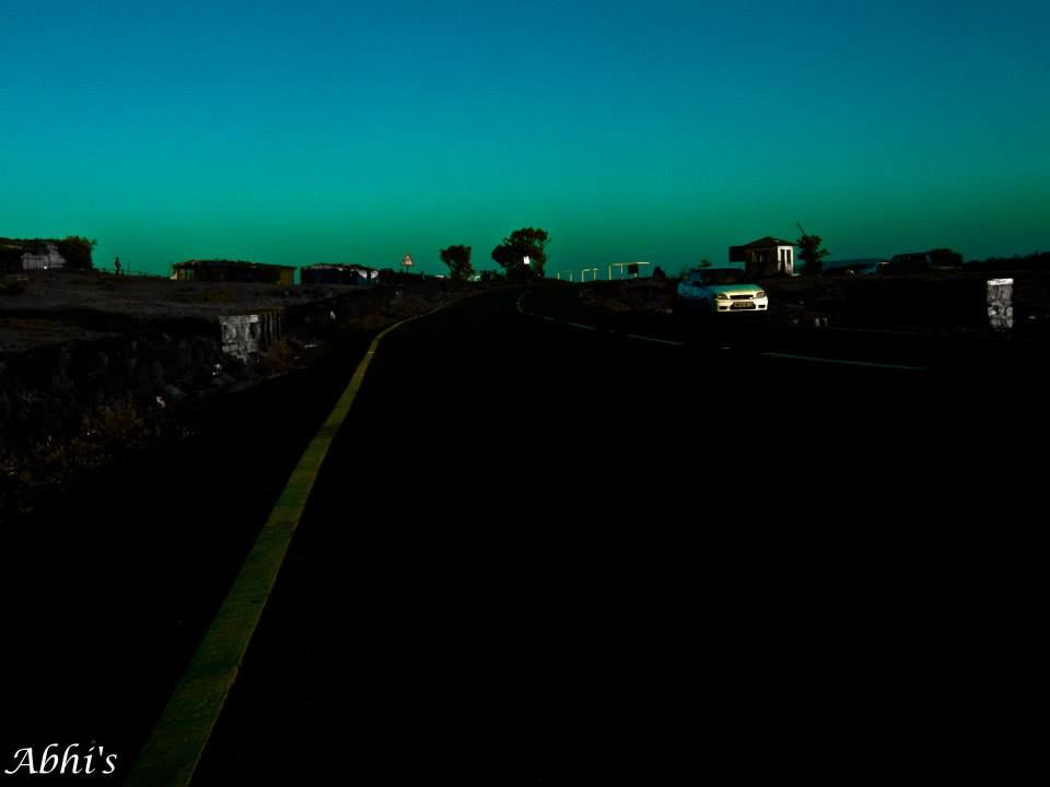 Photo of From the coffee table to the plateau 2/4 by Sampa Pal