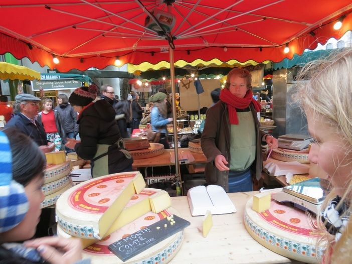 Photo of A Day's Worth In London 2/6 by Yanting Chan