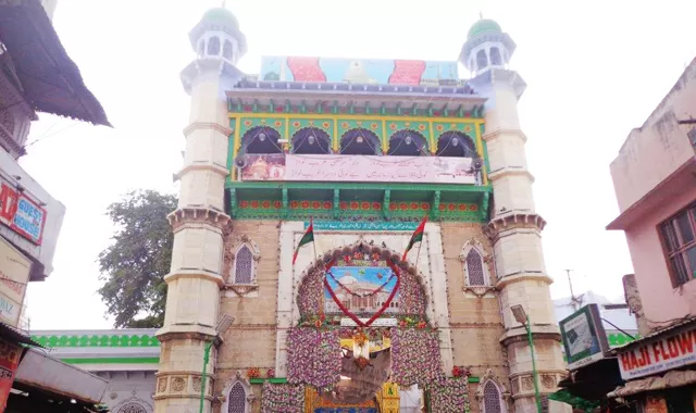 Photo of Ajmer Sharif, 123, Faiz Manzil, Imam Bada, Khadim Mohalla, Ajmer, Rajasthan 305001, India by Jasmeen G Dugal