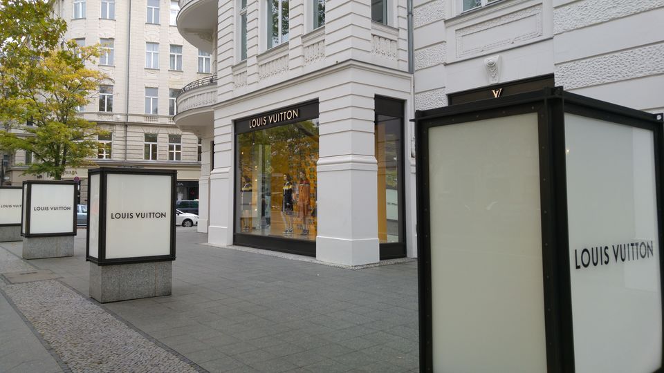 Photo of Let’s go „bummeln“ in Berlins old West 5/5 by Eliza Dubron
