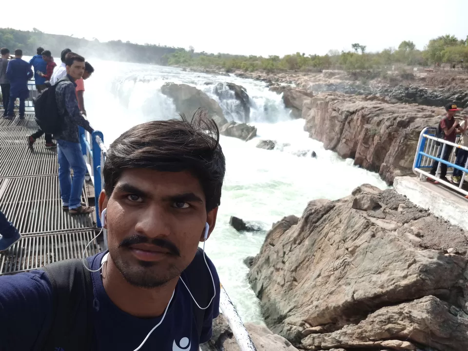 Photo of Bhedaghat Water Fall, Jabalpur, Madhya Pradesh, India by Solo_Sanchaari