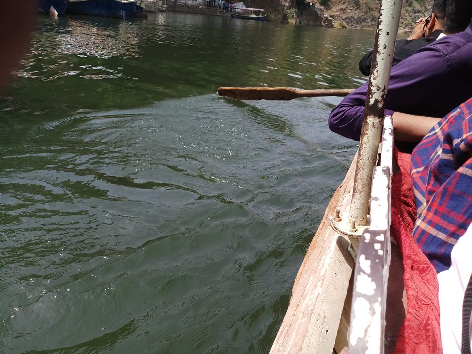 Photo of Bhedaghat Boating Point, Bhedaghat, Madhya Pradesh, India by Solo_Sanchaari