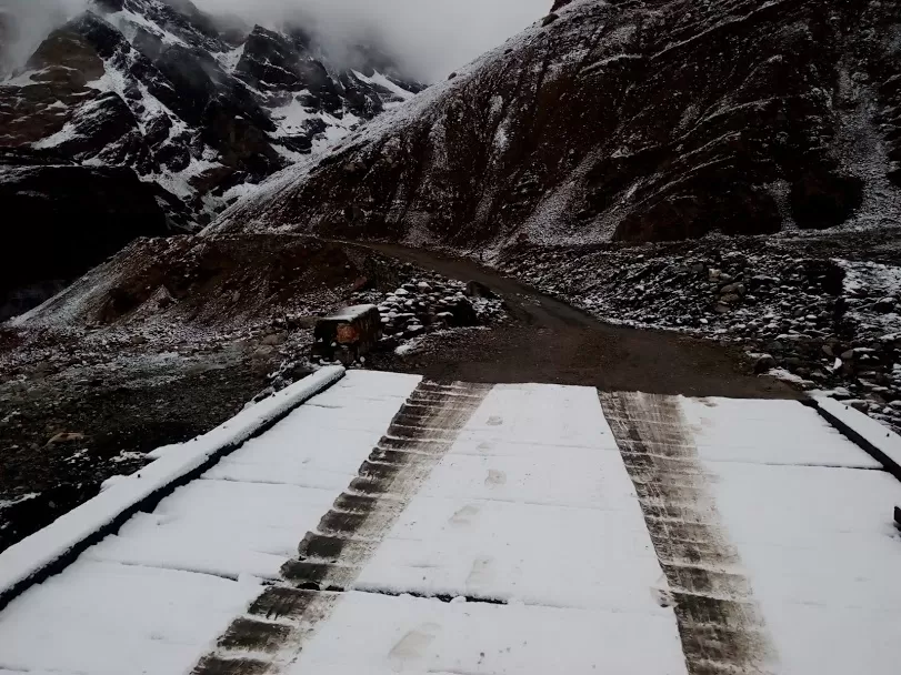 Photo of A Destination covered with Snow looking as Sexy as hell #photosofsnow by Laxmi Oraon