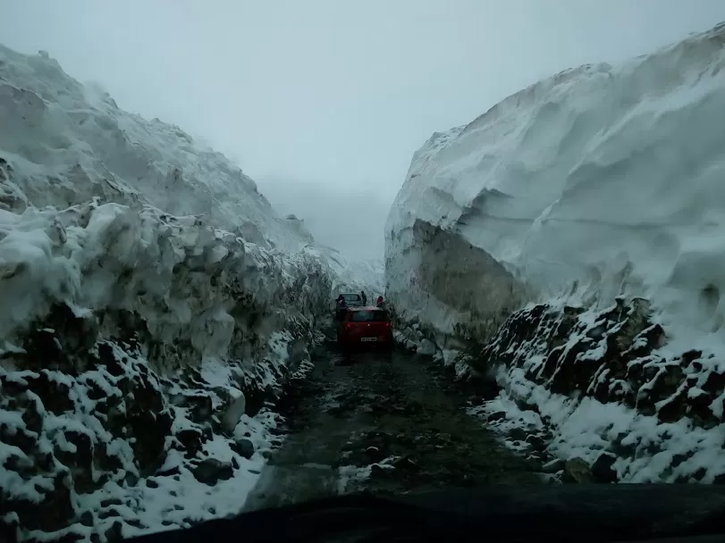 Photo of A Destination covered with Snow looking as Sexy as hell #photosofsnow by Laxmi Oraon
