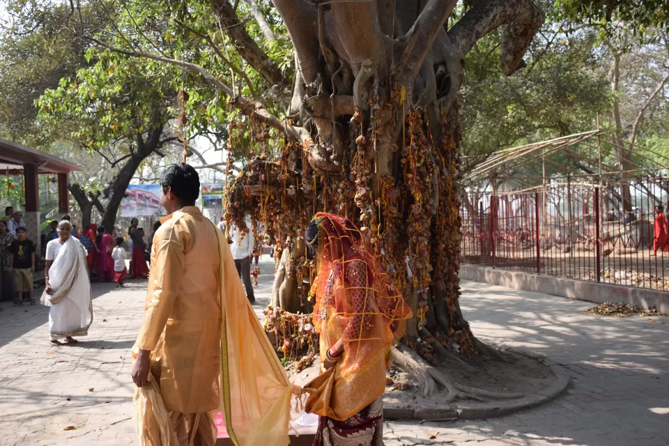 Photo of Kankali Tala Mandir , Kamakshi Shakti Peeth, Bolpur Labh Pur Road, Kankalitala, West Bengal, India by Jayashree Sengupta