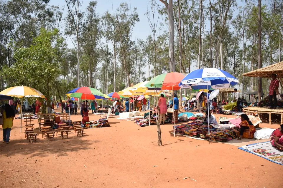 Photo of Sonajhurir Hat, Kabi Mohanpur, West Bengal, India by Jayashree Sengupta