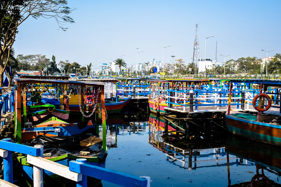 Photo of Kolkata's very own Floating Market: Patuli's Bhasyaman Bazar by Jayashree Sengupta