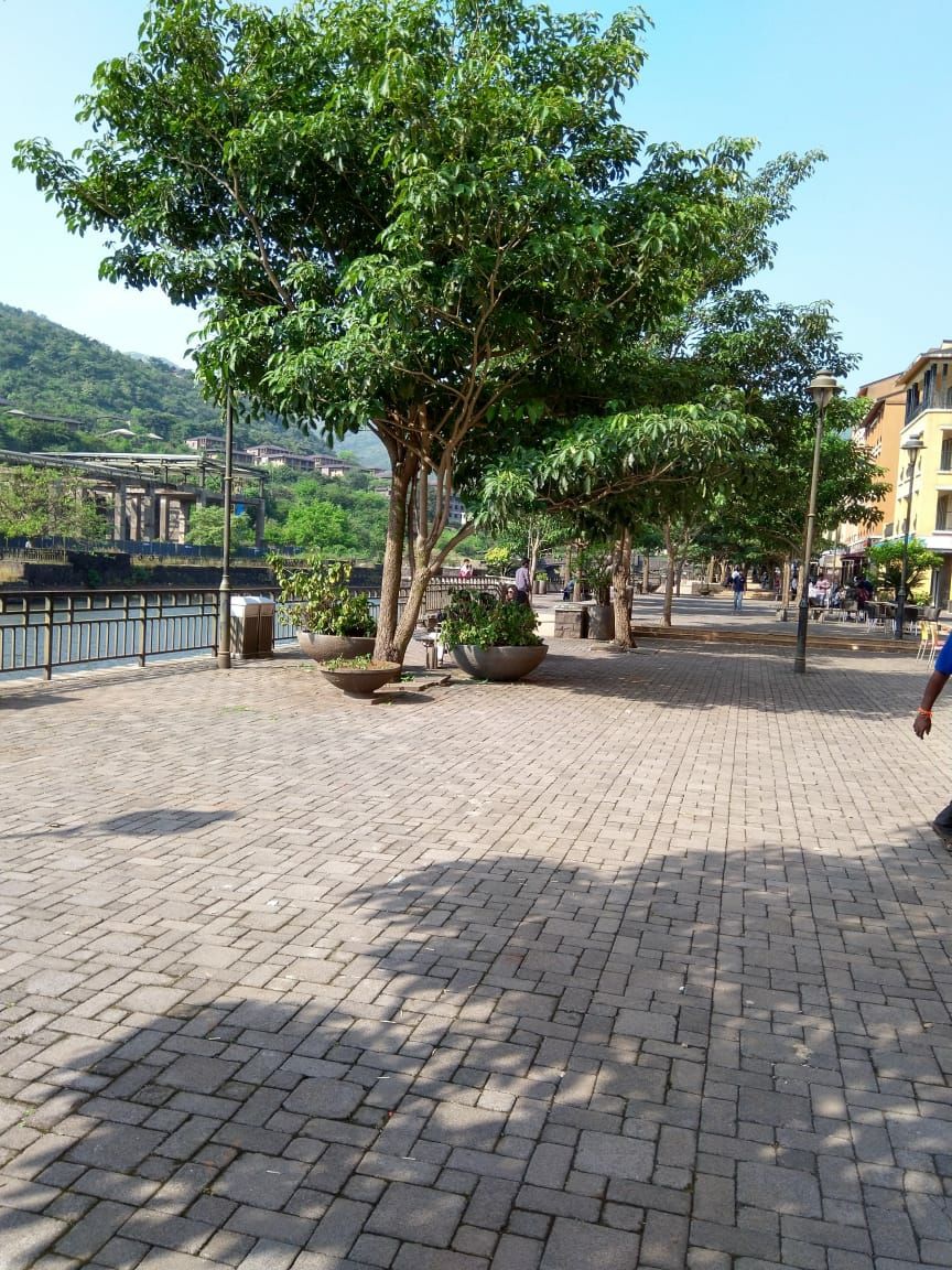Photo of Lavasa Lake Palace, Lavasa, Maharashtra, India by jyotsna sahni